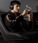 ⁦يوجرين استديو برو سماعة راس مع خاصية الغاء الضوضاء - اسود⁩ - الصورة ⁦2⁩